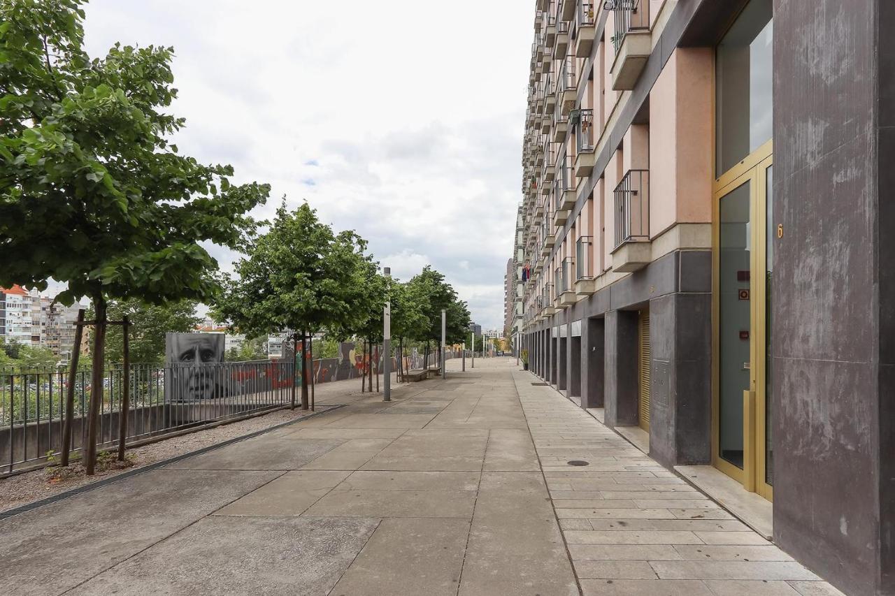 Modern & Bright Avenidas Novas By Homing Lisboa Exteriör bild