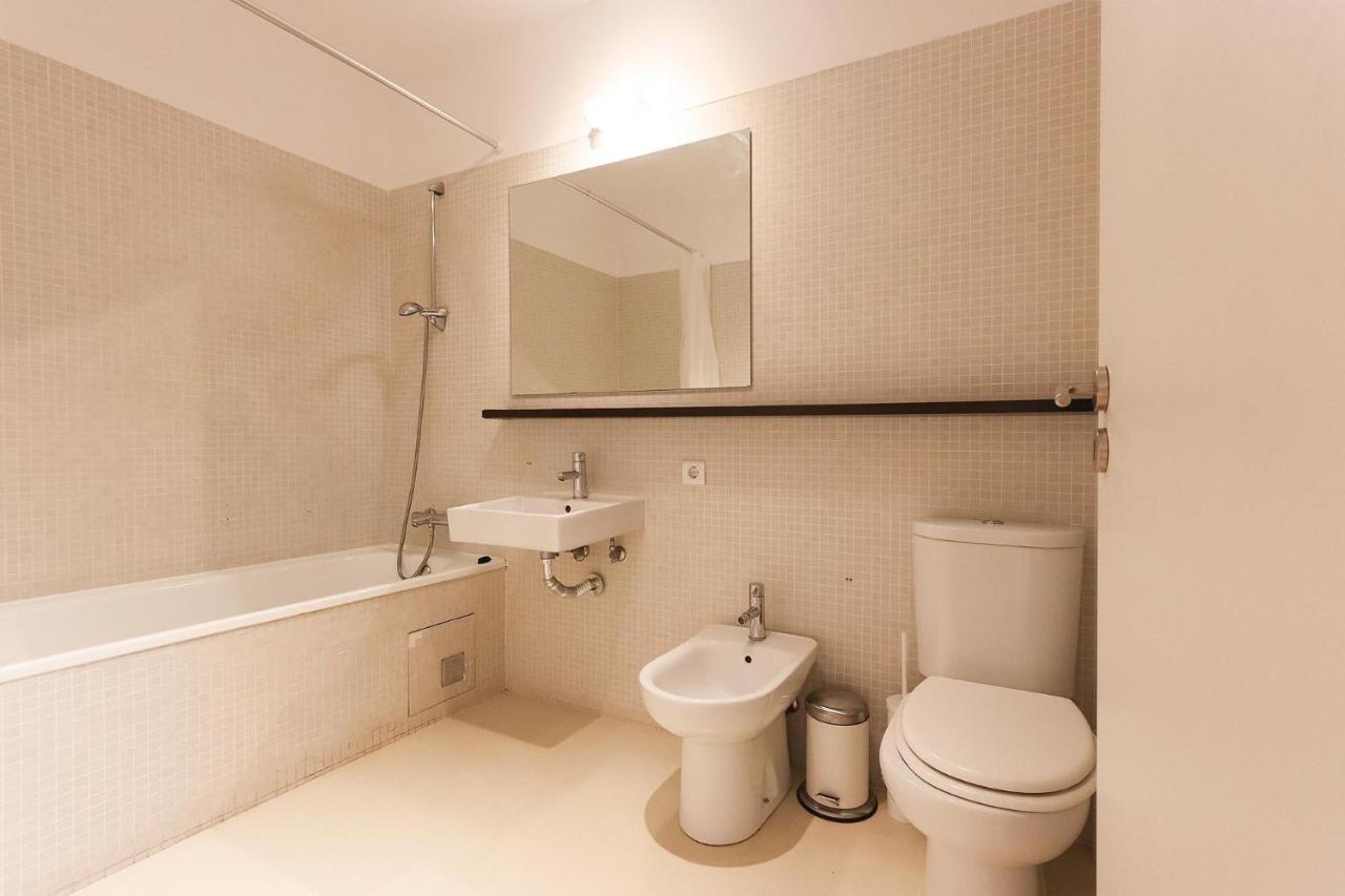 Modern & Bright Avenidas Novas By Homing Lisboa Exteriör bild